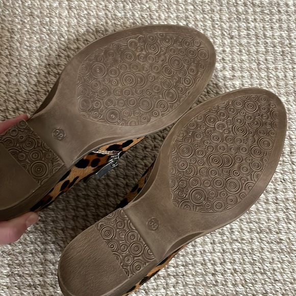 NWOT Eric Michael Lynx Leopard Booties - Picture 4 of 8